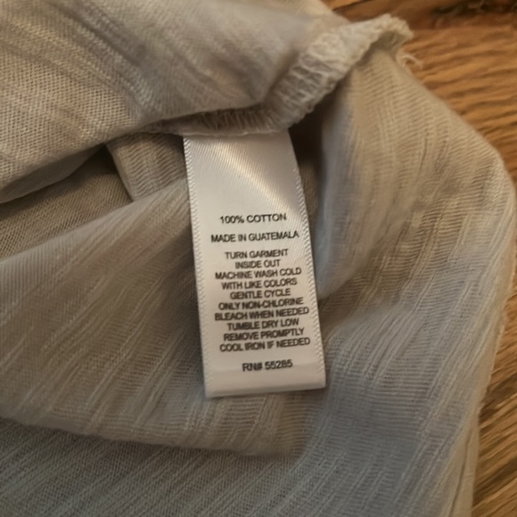 Express One Eleven “Vibes” Tee Size M - Picture 5 of 6